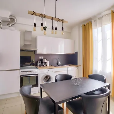 Superb T3 100 Meters From The Port Of * Nice